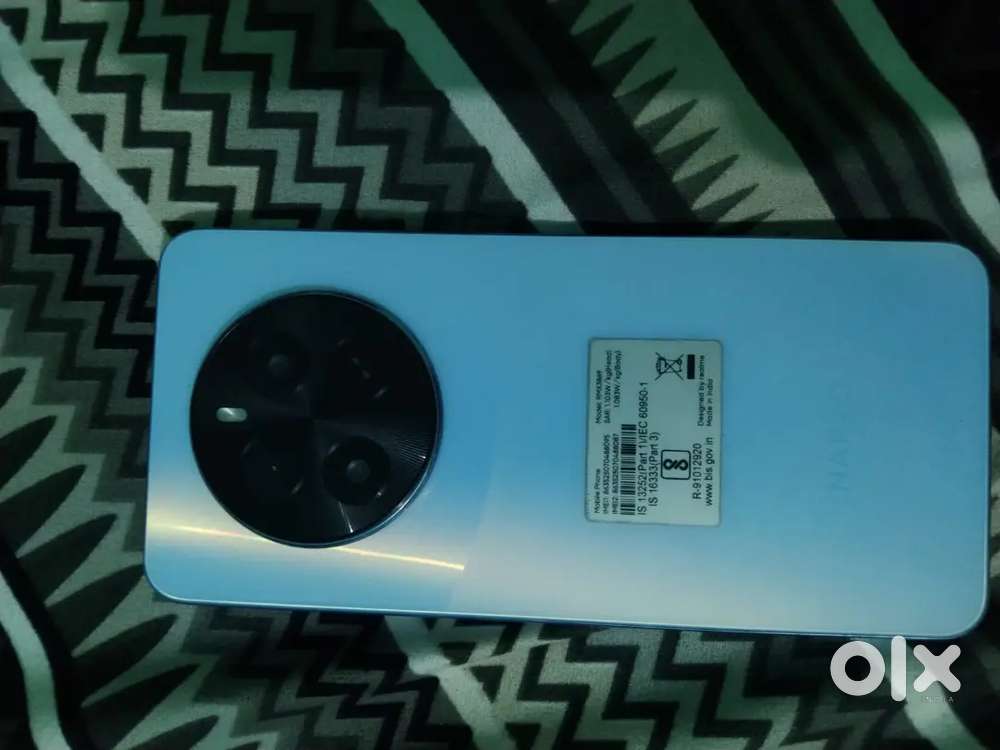 Realme narzo 70 5g bill box charger available and infinix smart 5
