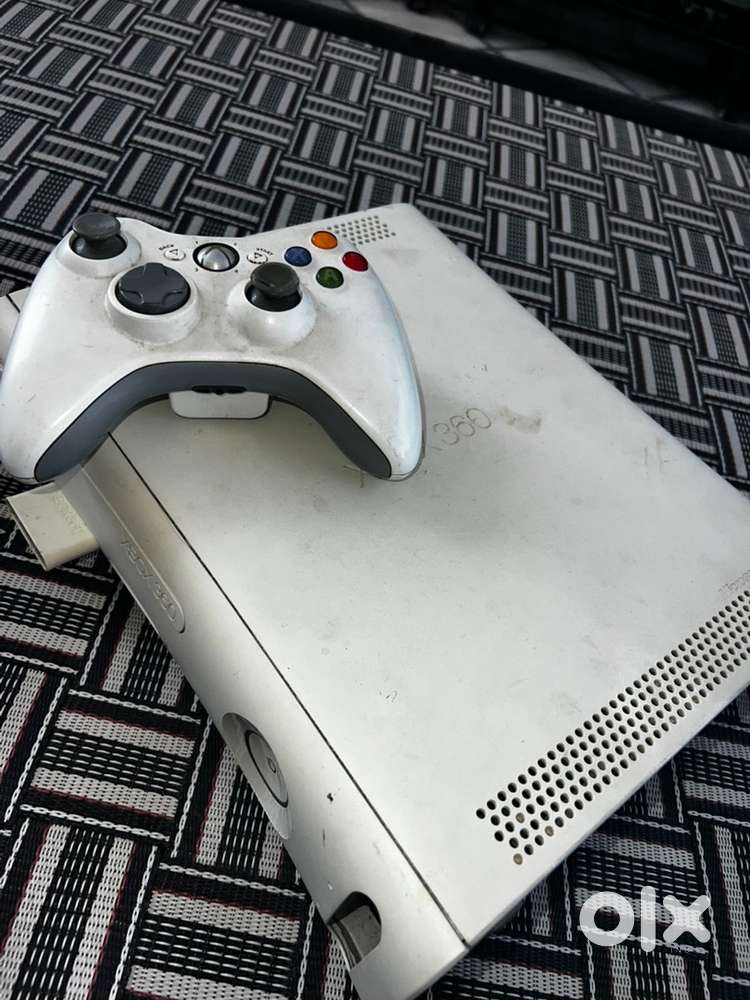 Xbox with CD