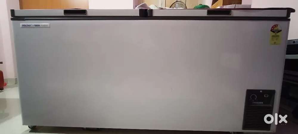 Voltas deep freezer 500 litter 2 pis