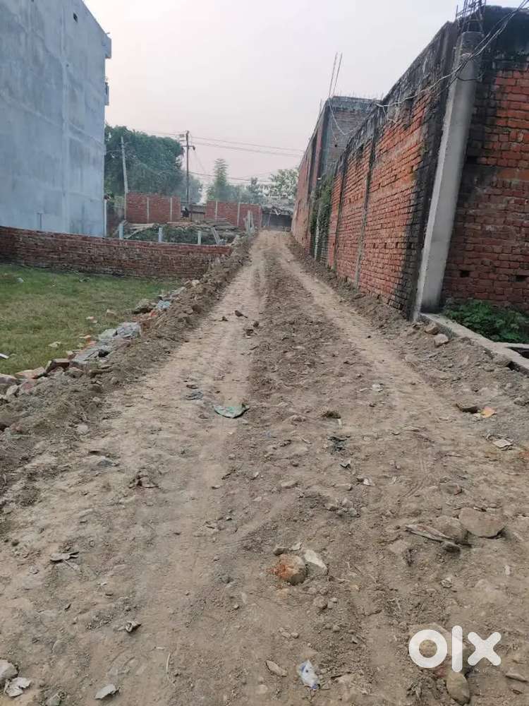 घर बनवाकर रहने योग्य प्लाट बुक करें