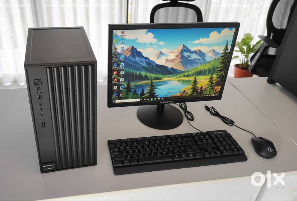 Intel I3, 8GB RAM, 256 GB SSD,19 inch monitor computer for sale