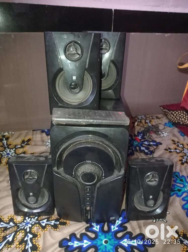 I ball thunder home theatre