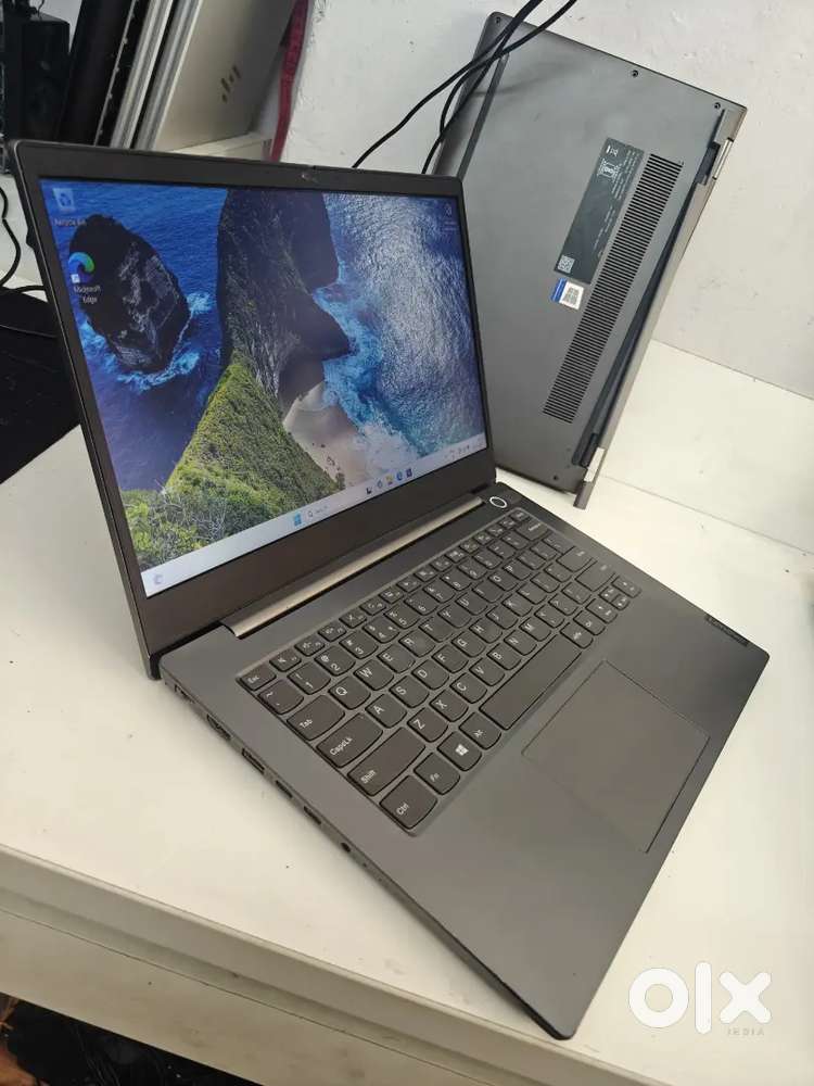 Lenovo Thinkbook i5 10th gen 16gb 512gb