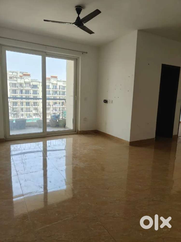 Brand new 2 Bhk Flat in very good society