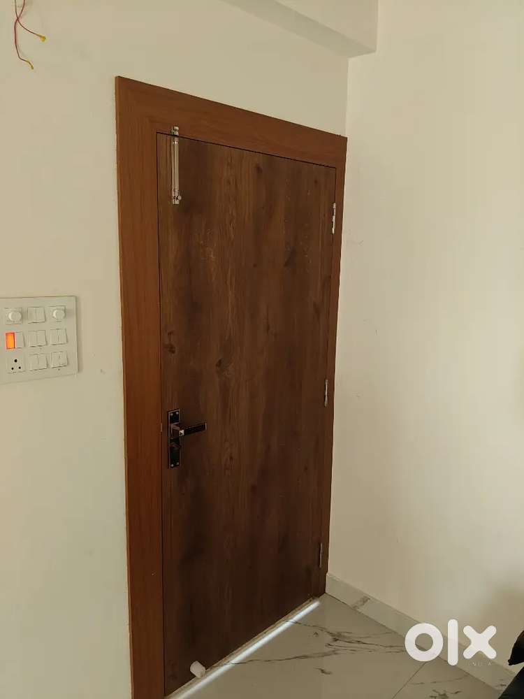 Parking,no maintainance still, ATM, project bhawan,hatia station,bank