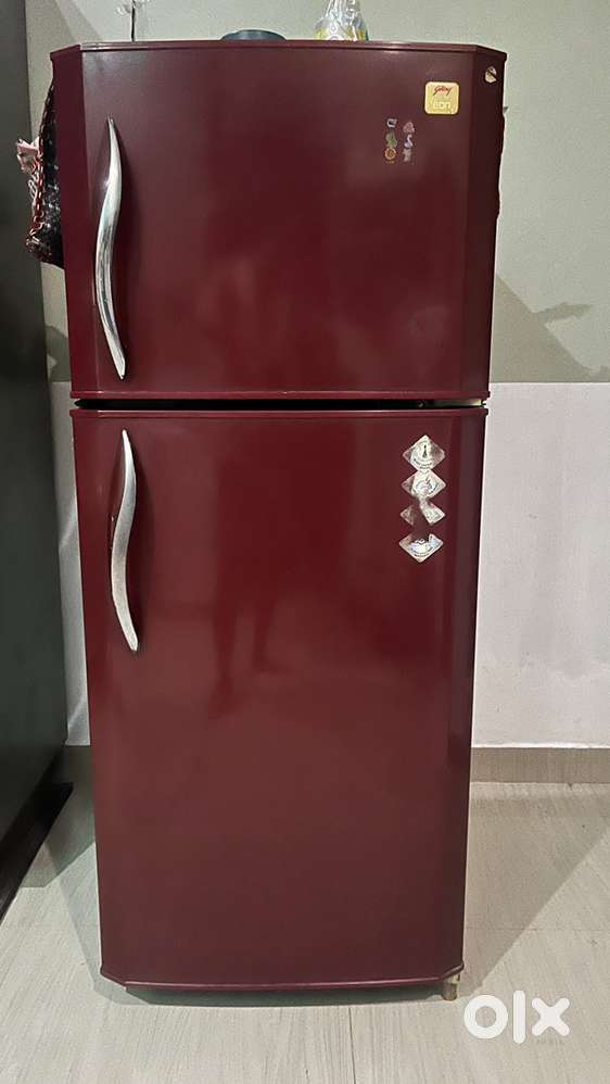 190 lit godrej double door freez good contion