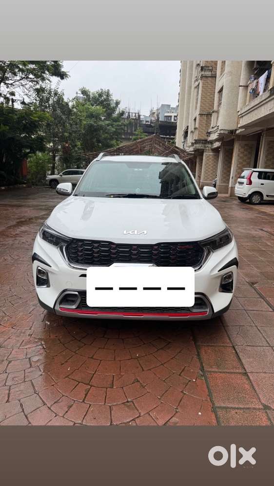 Kia sonet 2023 model top condition & fully loaded