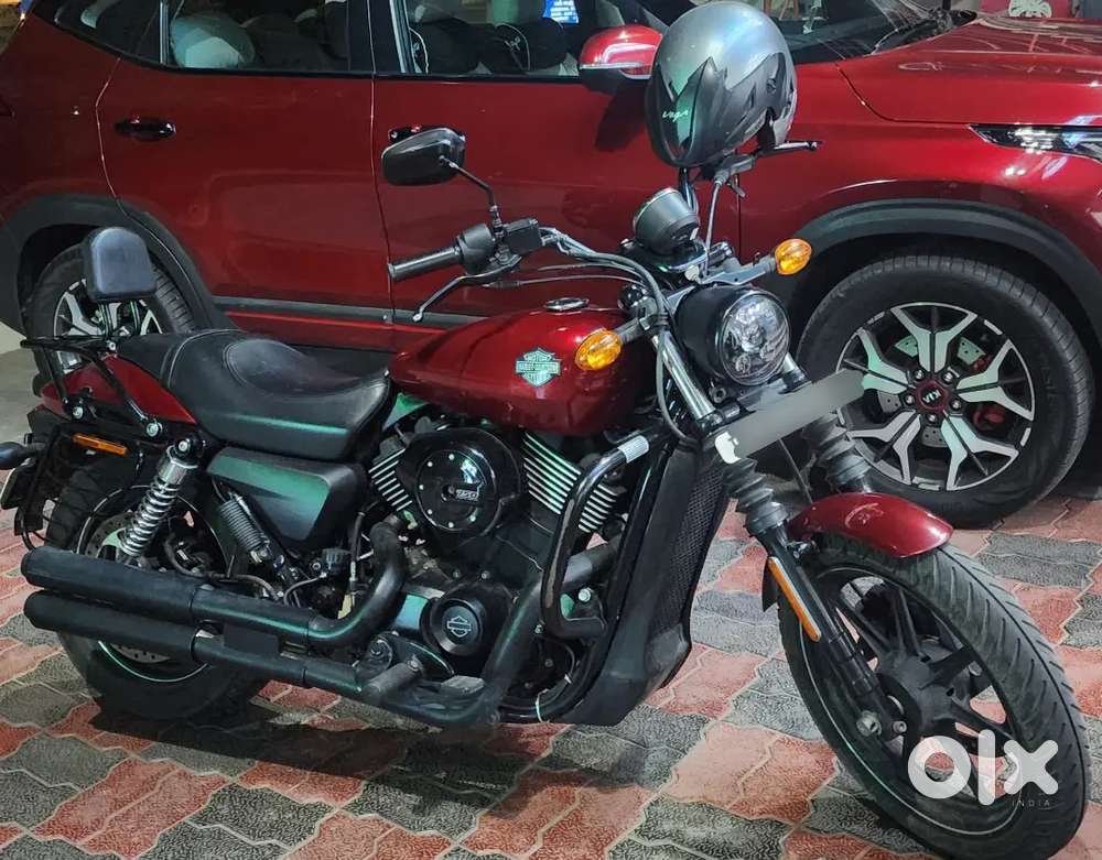 Street 750, 6500kms, 2016 ,single owner, low usage,part of collection