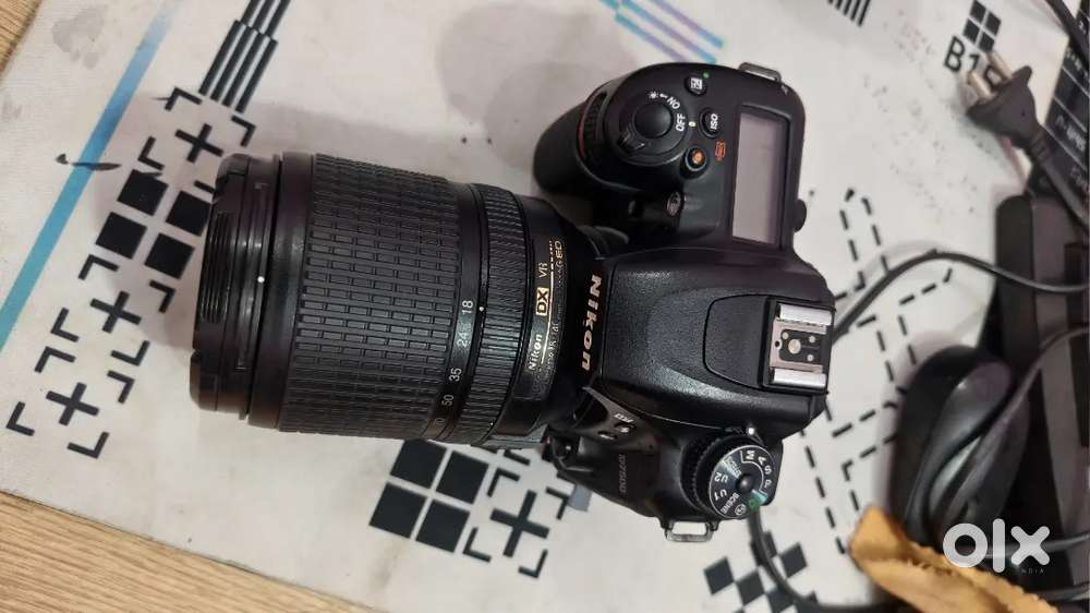Nikon D7500 with 18-140mm Lens in Unused condition with Box