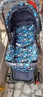 Baby trolly/walker