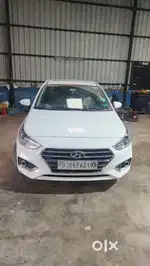 Hyundai Verna 2019 Petrol Well Maintained, Good condition, Less Kms.