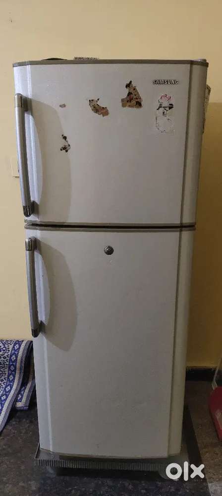 Selling my fridge