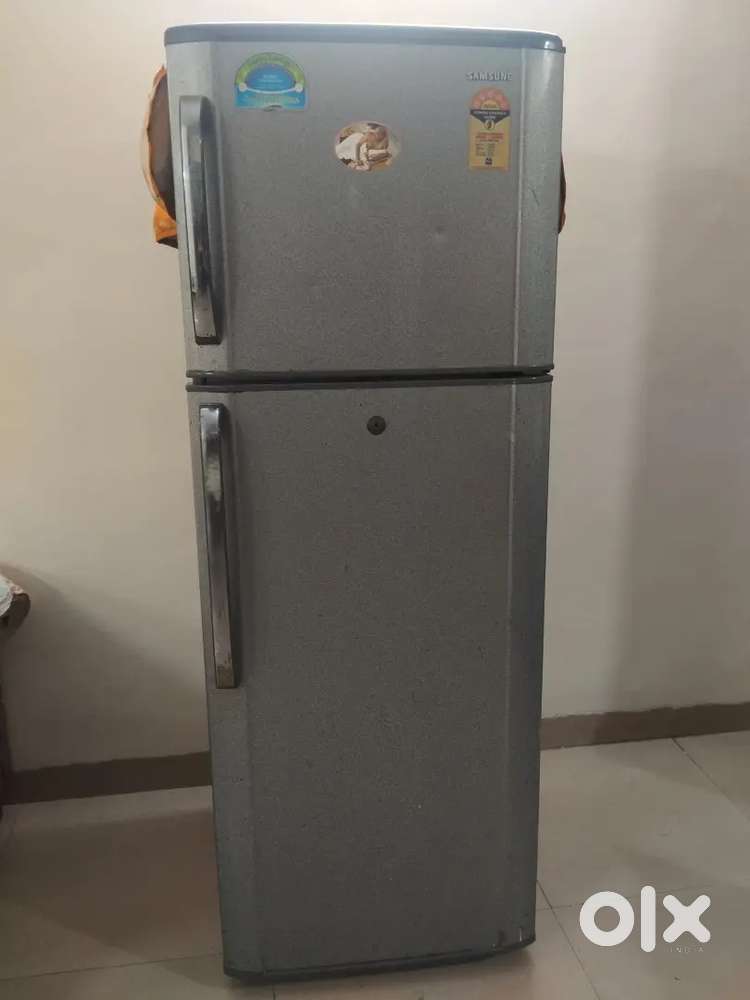 Refrigerator Samsung Doubble Door