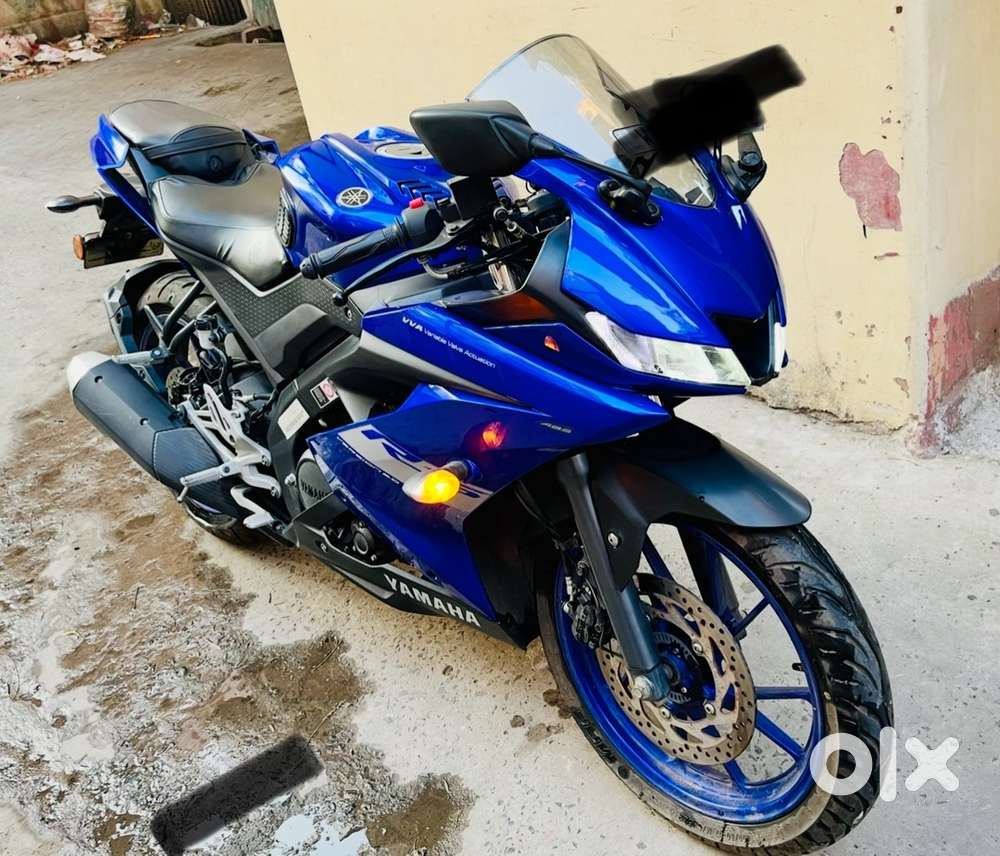 Yamaha R15 v3 - Blue Limited Edition