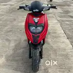 Aprila sr 125 for sale like new brand bike