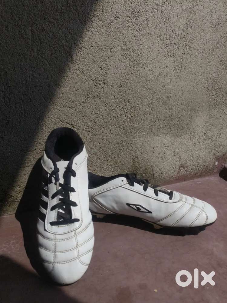 New and good condition used spikes