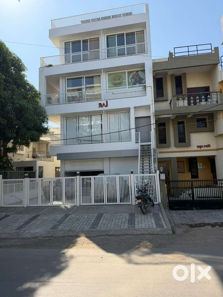 Lgjrys hofis praym lokesan