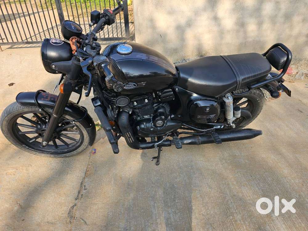 Jawa 42 black clour