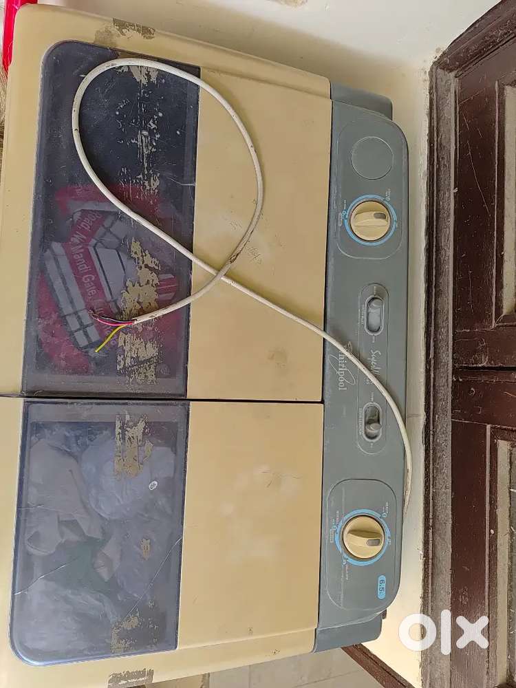Whirlpool semi auto matic 6.5kg machine
