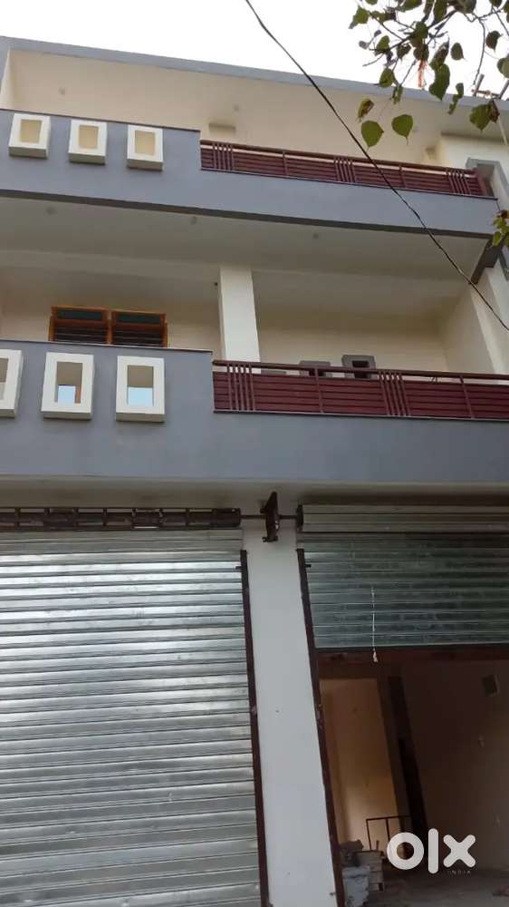 Commercial space on rent for BANK & other parties