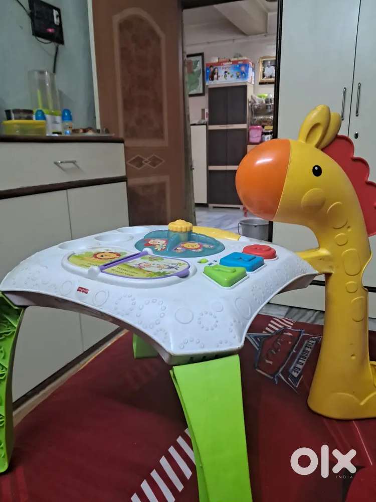 Baby standing table