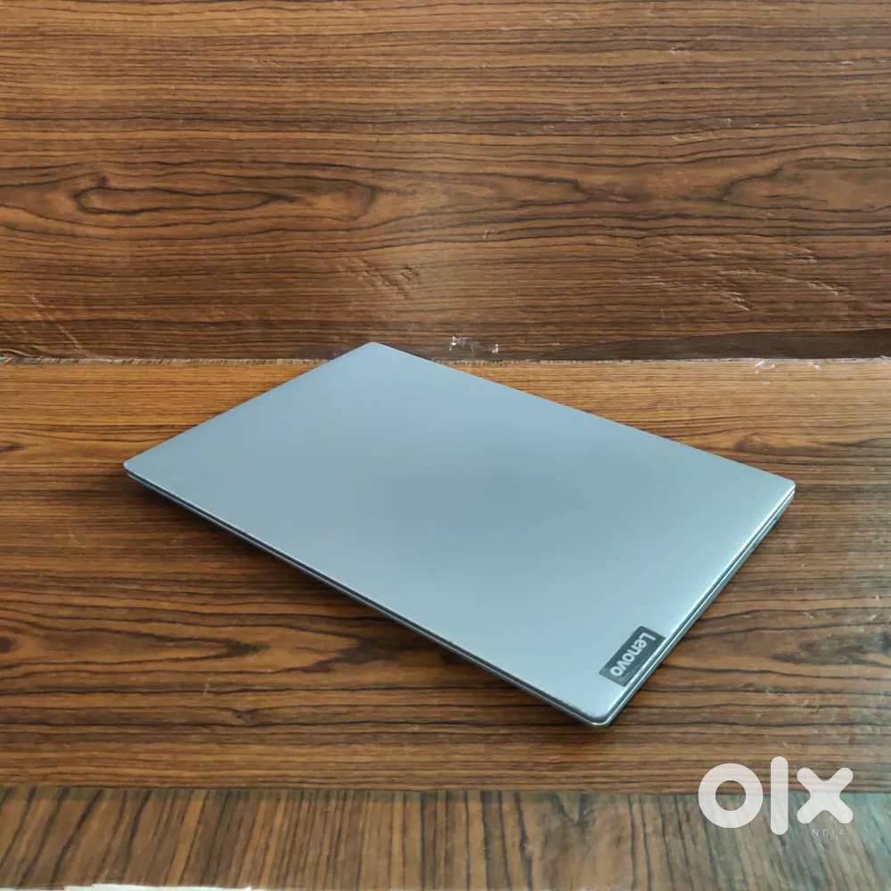 Lenovo laptop core i3 processor 12GB RAM SSD 256 GB SSD (1000 GB HDDR)