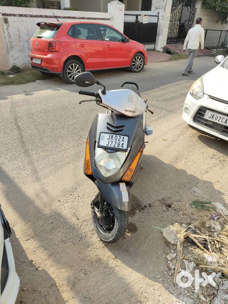125 cc Engine - High Performance - Good Pick up Sporty Looks