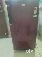 Fridge colour maroon