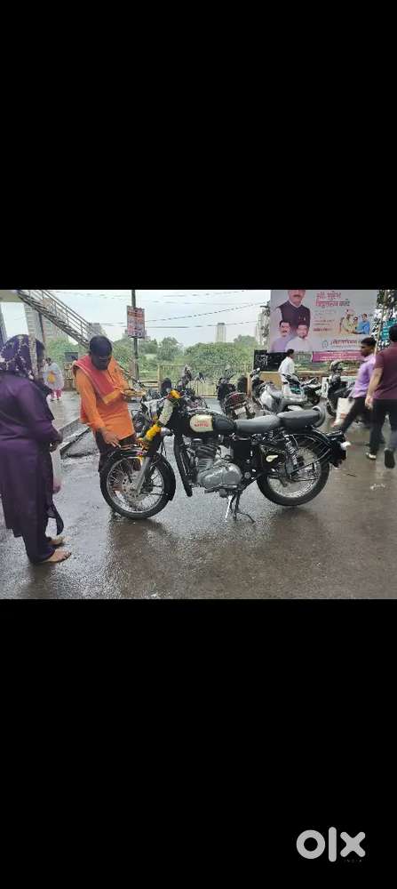 Royal enfield classis 350 updated as new