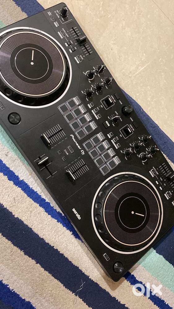 Dj counsellor with speaker