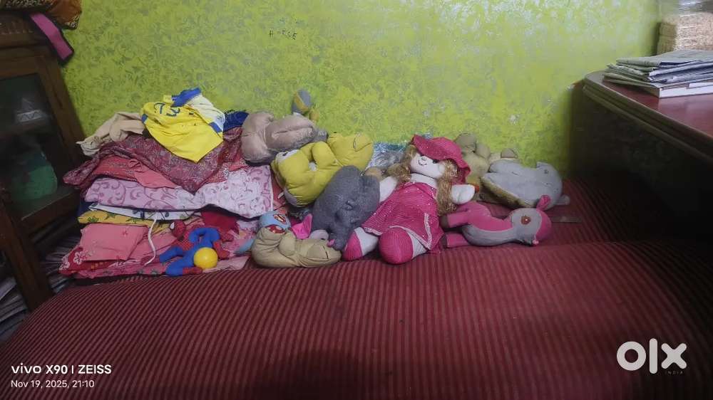 4 seater Sofa cum bed in well condition