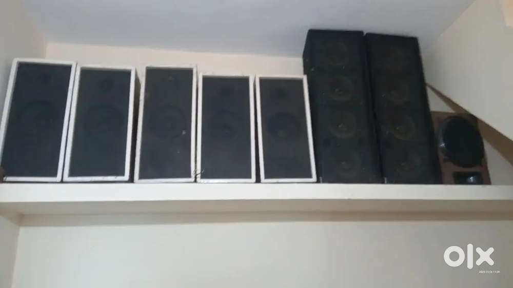 Speakers home theatre