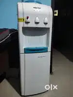 Water dispensers machine