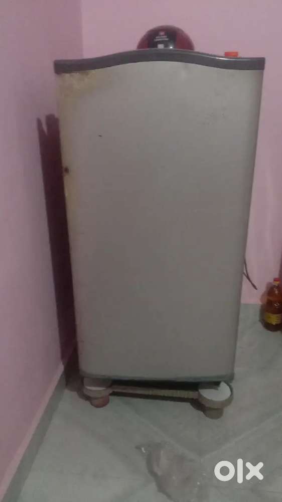 Godrej single door fridge