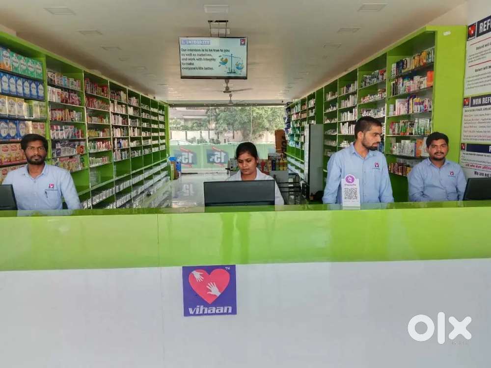 NEED OF BOYS AND GIRLS IN APOLLO MEDICAL STORE IN LUCKNOW LOCATION!!