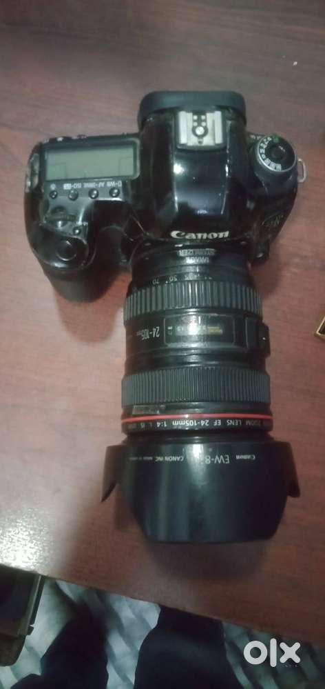 5d Mark 3 Camera , 24-105 lens ,Batterys,charger