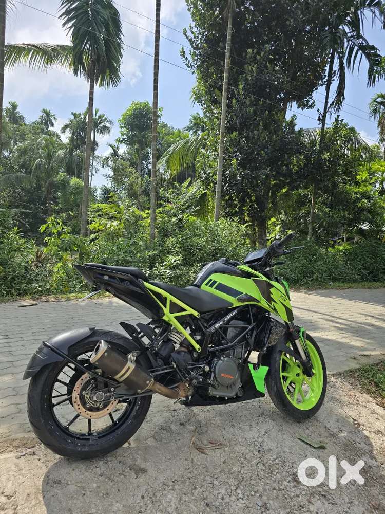 DUKE 390 BS4 FULLY FRESH CONDITION