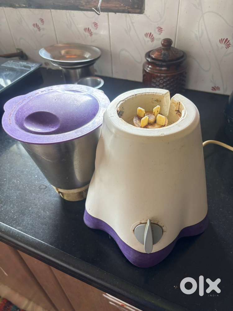 Preethi Mixie – Well-Maintained & Fully Functional – ₹500