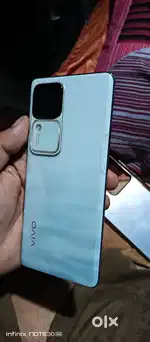 Vivo v30 Ram internal 8+8 128 GB internal