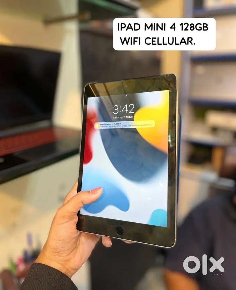 IPAD MINI 4
128GB WIFI CELLULAR 8.3 INCH WITH ADAPTOR CABLE
