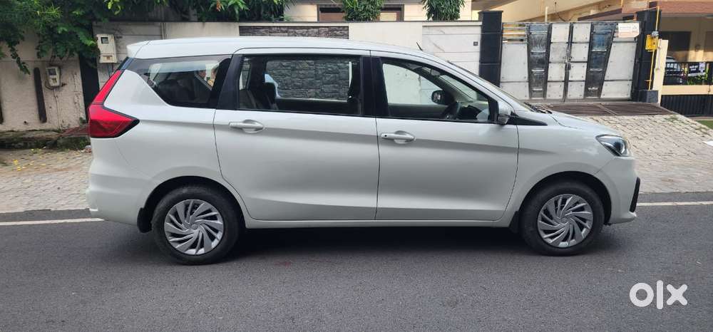 Maruti Suzuki Ertiga 2022-2023  VXI, 2022, CNG & Hybrids