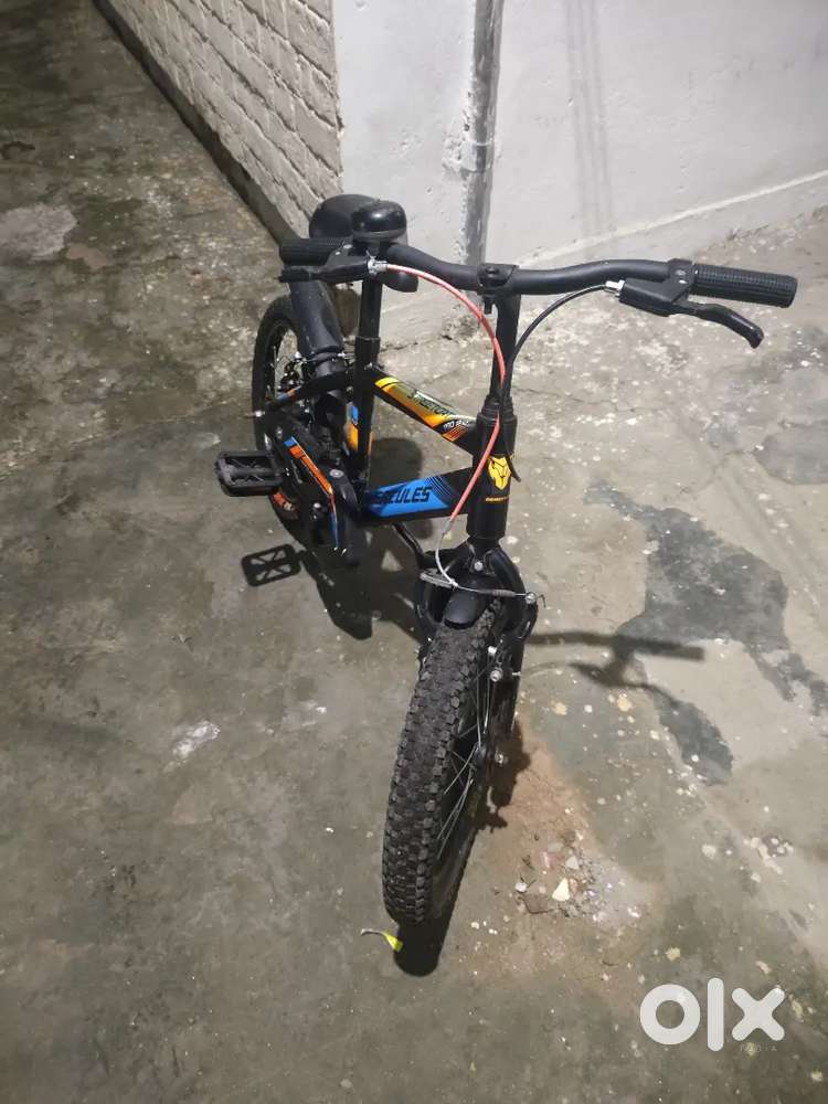 Cycle for 8-10 years old boys and girls