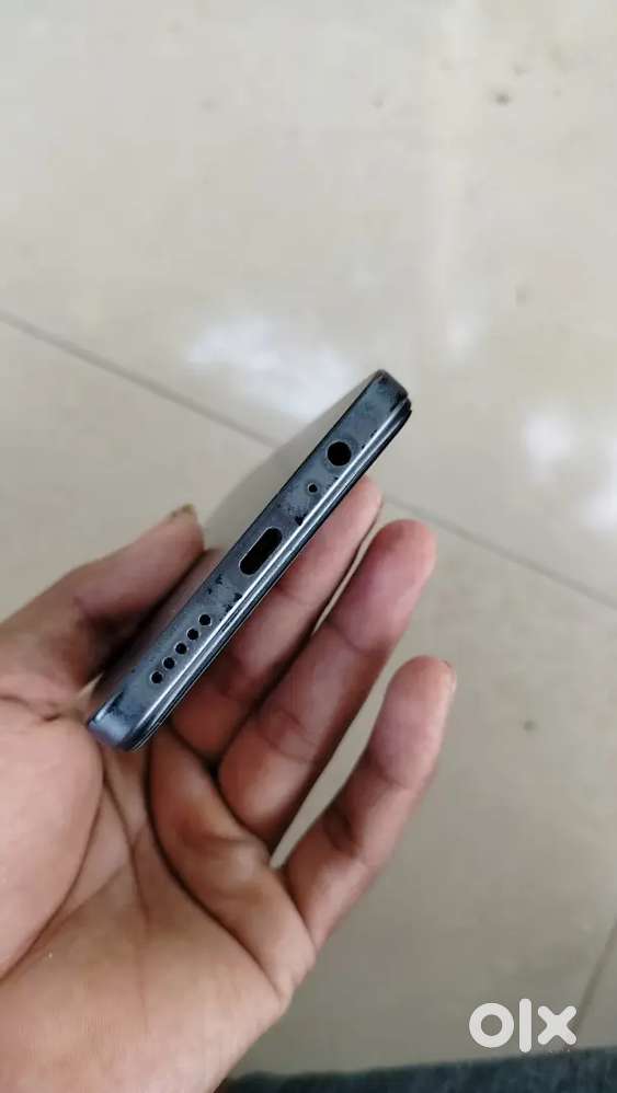 IQ z9x 8gp 128store