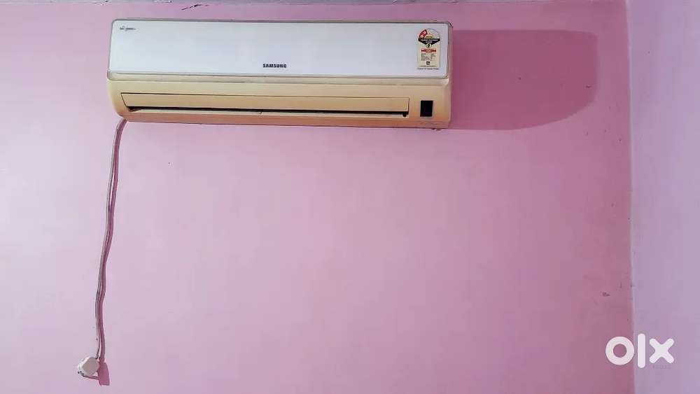 Appliances and Furnitures move out sale.