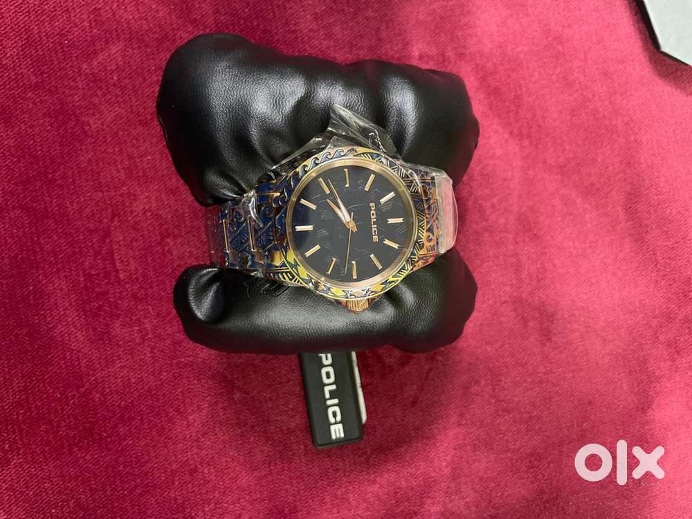 Police original watch  with box 24k MRP after discount 18k