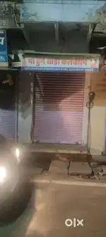 Main kotwali ke pass bansal dairy se age hai only rent 4000 per month