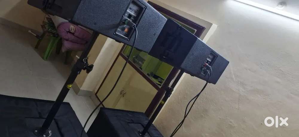 DJ audio and lights for RENT