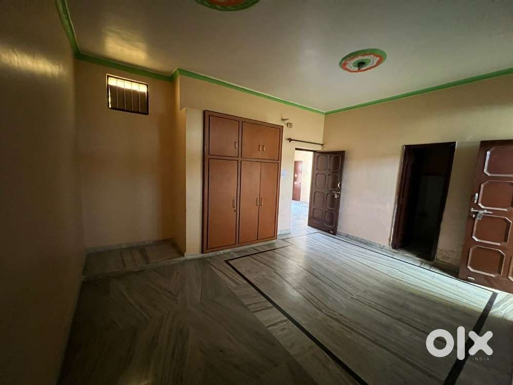 Spacious 2 BHK With 2 Bathrooms & Store