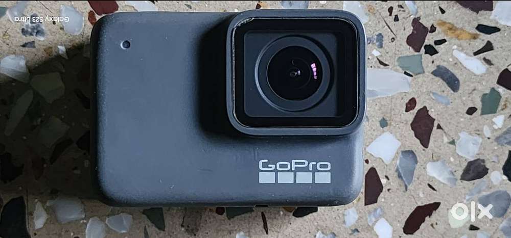 Go Pro hero 7 silver