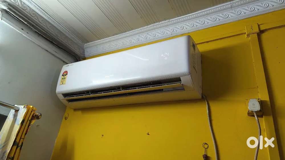 Urgent Sale..Voltas 2 ton AC..